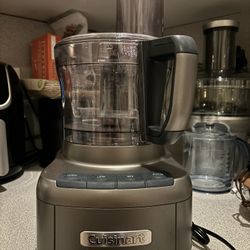 Cuisinart 8 Cup Food Processor