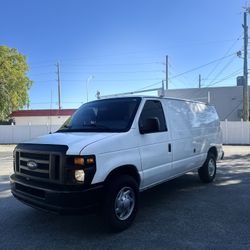 2012 Ford E250