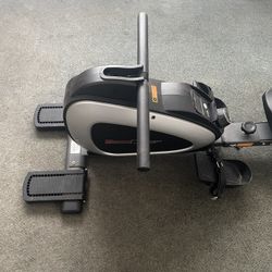 Fitness reality rowing machine