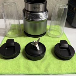 Ninja - Nutri-Blender Pro Personal Blender with Auto-iQ - Cloud Silver 
