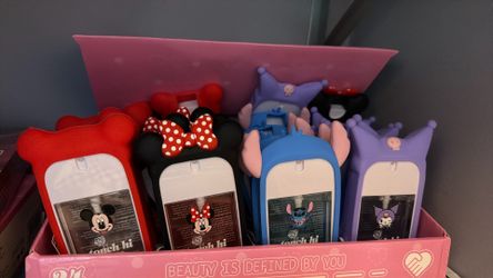Hydrating hand sanitizer