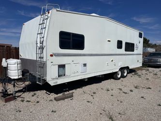 2004 Desert Fox trailer