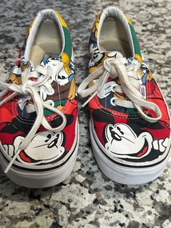 Vans X Disney Mickey Mouse & Friends All-Over Print Shoes Size [Women 7.0]