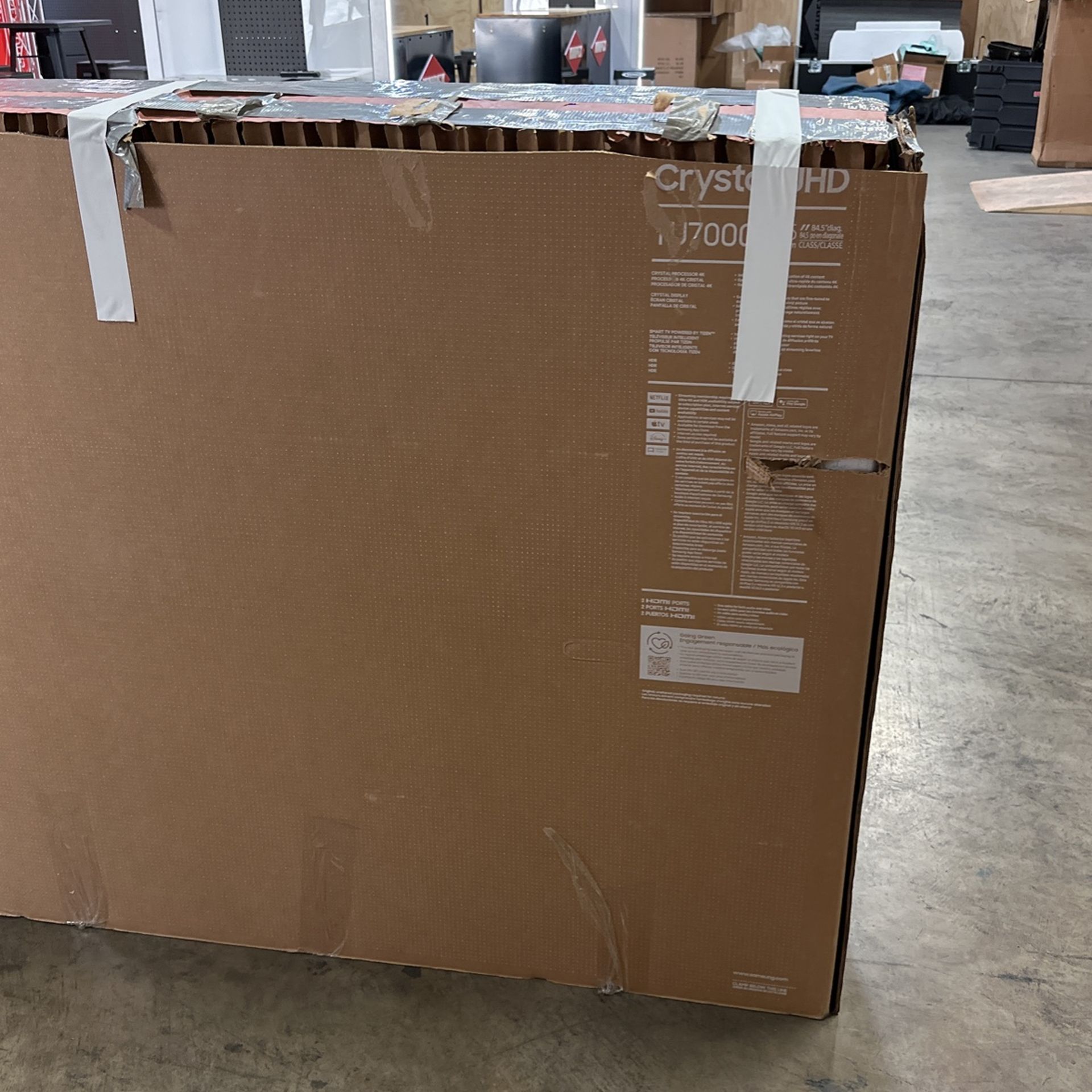 Samsung 85” TU7000 4K smart tV