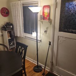 Floor lamp