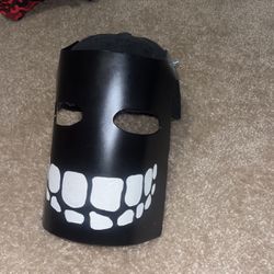 Metal face mask