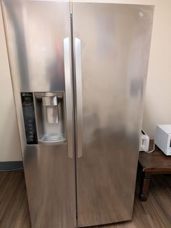 LG Fridge LSXS26326S (Cash Only)