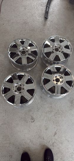 Set of 4 wheels