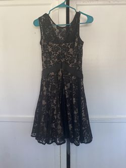Size 6 Lace Dress