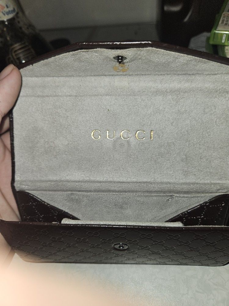Old School Gucci glasses pouch
