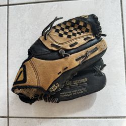 Mizuno 10” Baseball Glove for sale in South Brunswick 