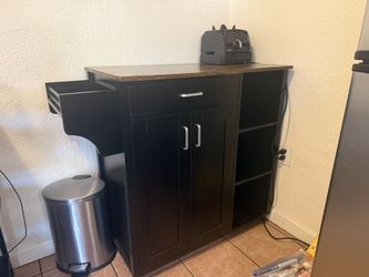 Kitchen Island With Storage