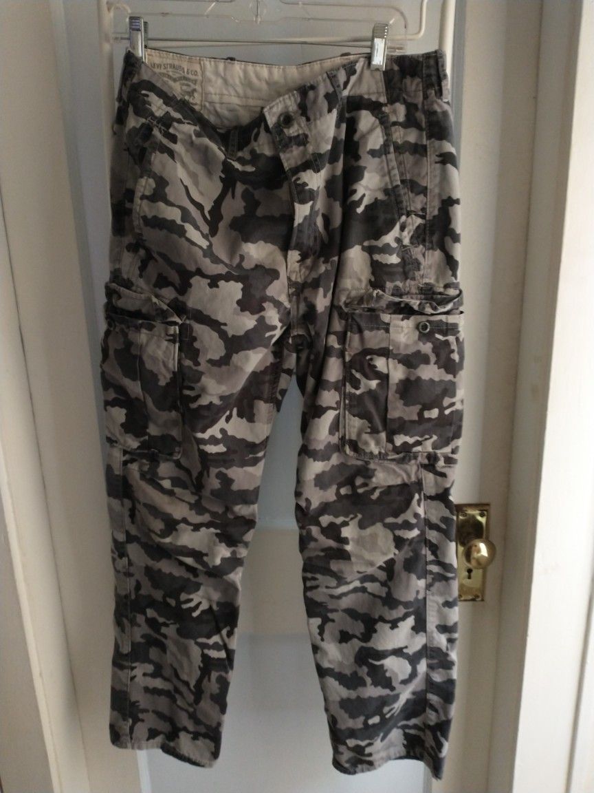 Levi Strauss & Co Cargo Pants