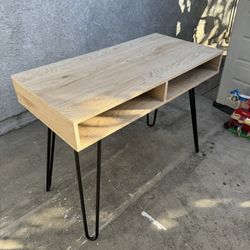 Modern Desk 