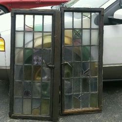 Stained glass windows from 1894
