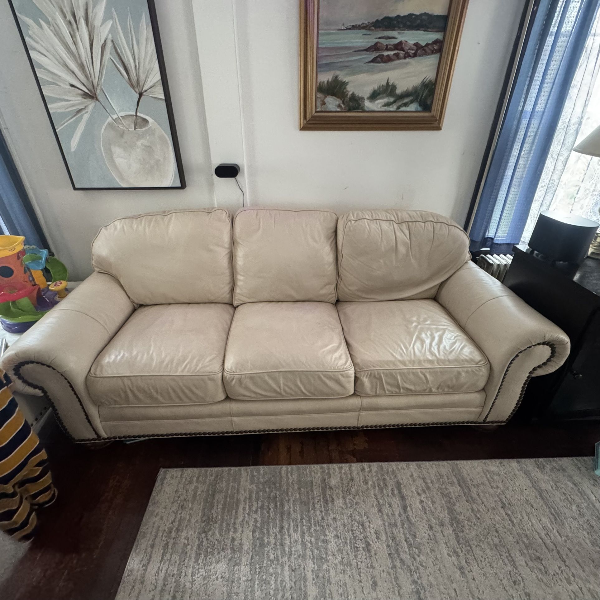 3 Seat Couch's And Love Seat