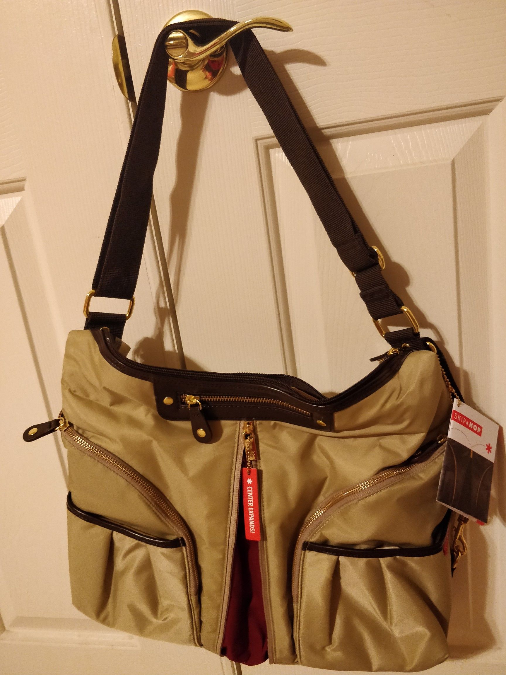 Skip Hop Versa Expandable Diaper Bag. Brand new