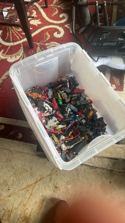 NOT FREE!!!!!!! box of hotwheels (read discription