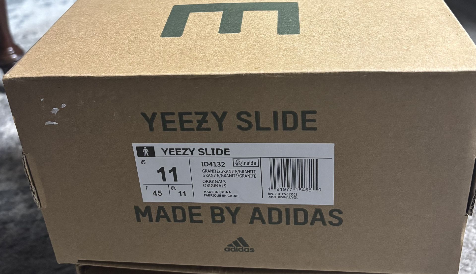Yeezy Slides Negotiable 