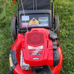 Troy-Bilt TB230 21-in Self-propelled Gas Lawn Mower