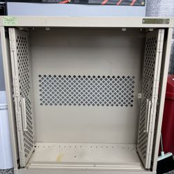 x2 Spacesaver Universal Weapon Lockers