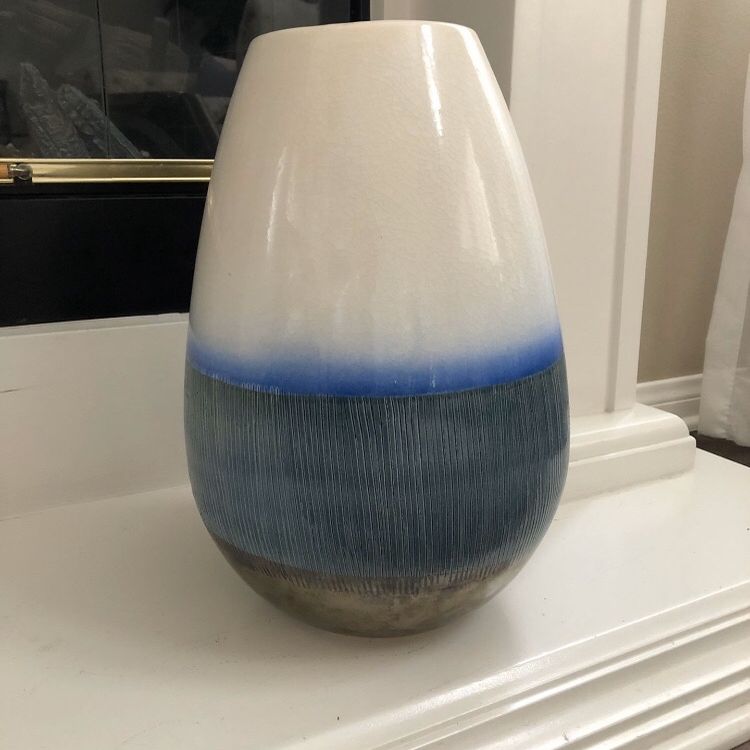 Tahari Multicolor Earthenware Home Decor Vase