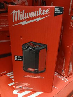 Milwaukee New Radio Bluetooth 12M