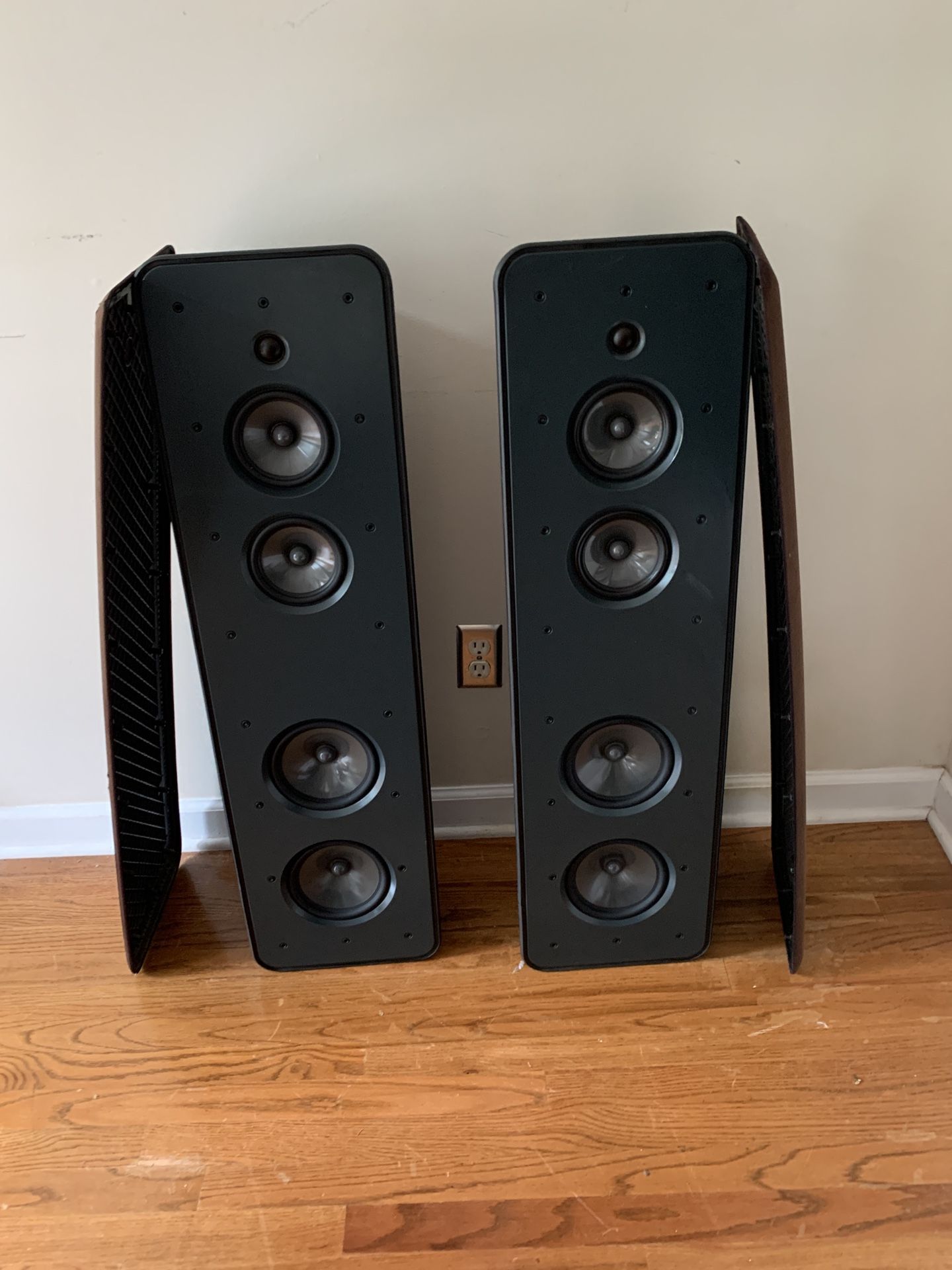 *Nice* Pair Boston Acoustics HS450 2-Way Floorstanding Speakers