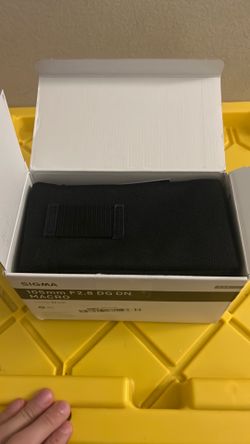 Sigma 105mm f2.8 DG DN Macro Sony E-mount