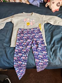 SMALL 7-8 GIRLS OUTFIT