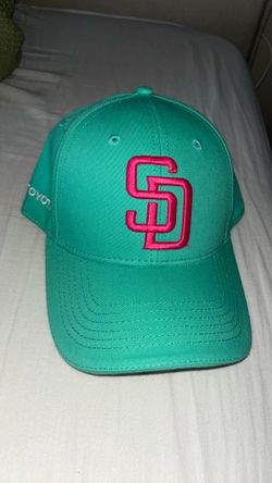 San Diego padres SnapBack new