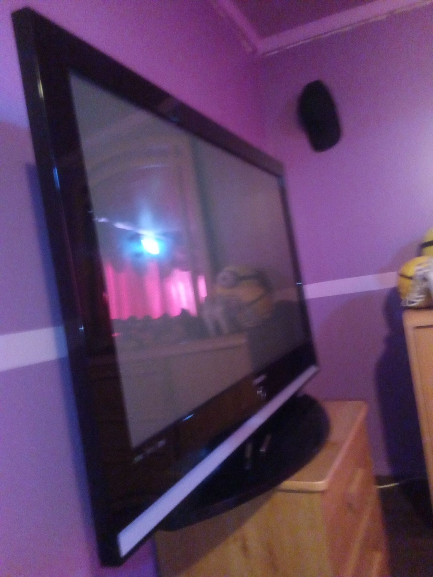 Samsung 46inch comes with firestick