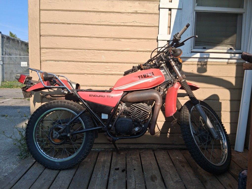 1978 Yamaha Enduro 175cc Dirt Bike $400obo