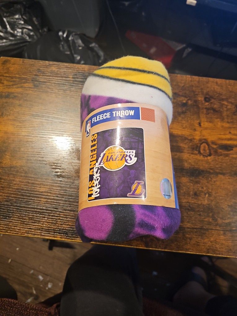 Lakers Fleece Throw