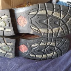 Justin Boots....$15.00..pick up Between 19 the And 34 th