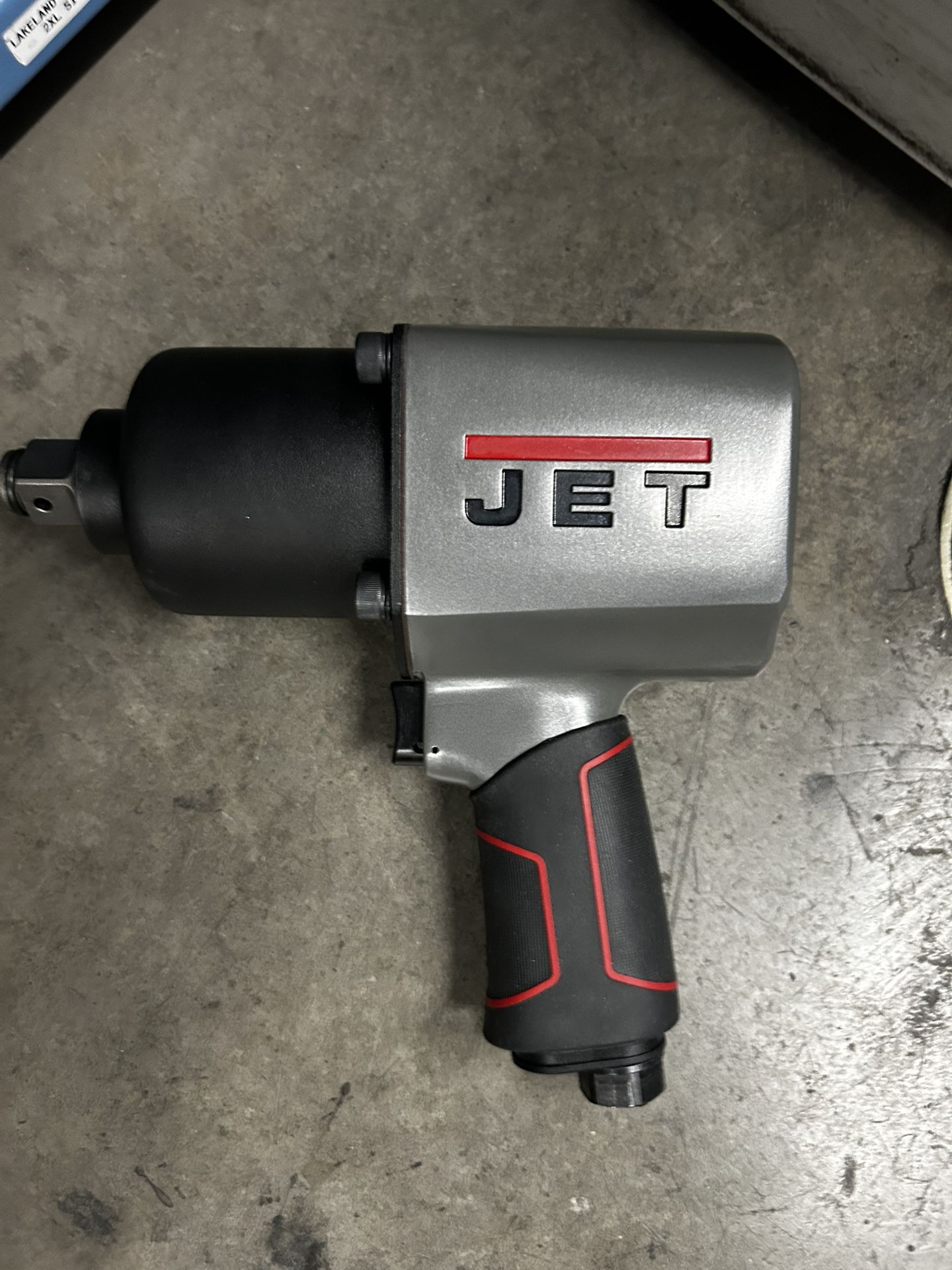 JET JAT-105, 3/4-Inch Pneumatic Impact Wrench