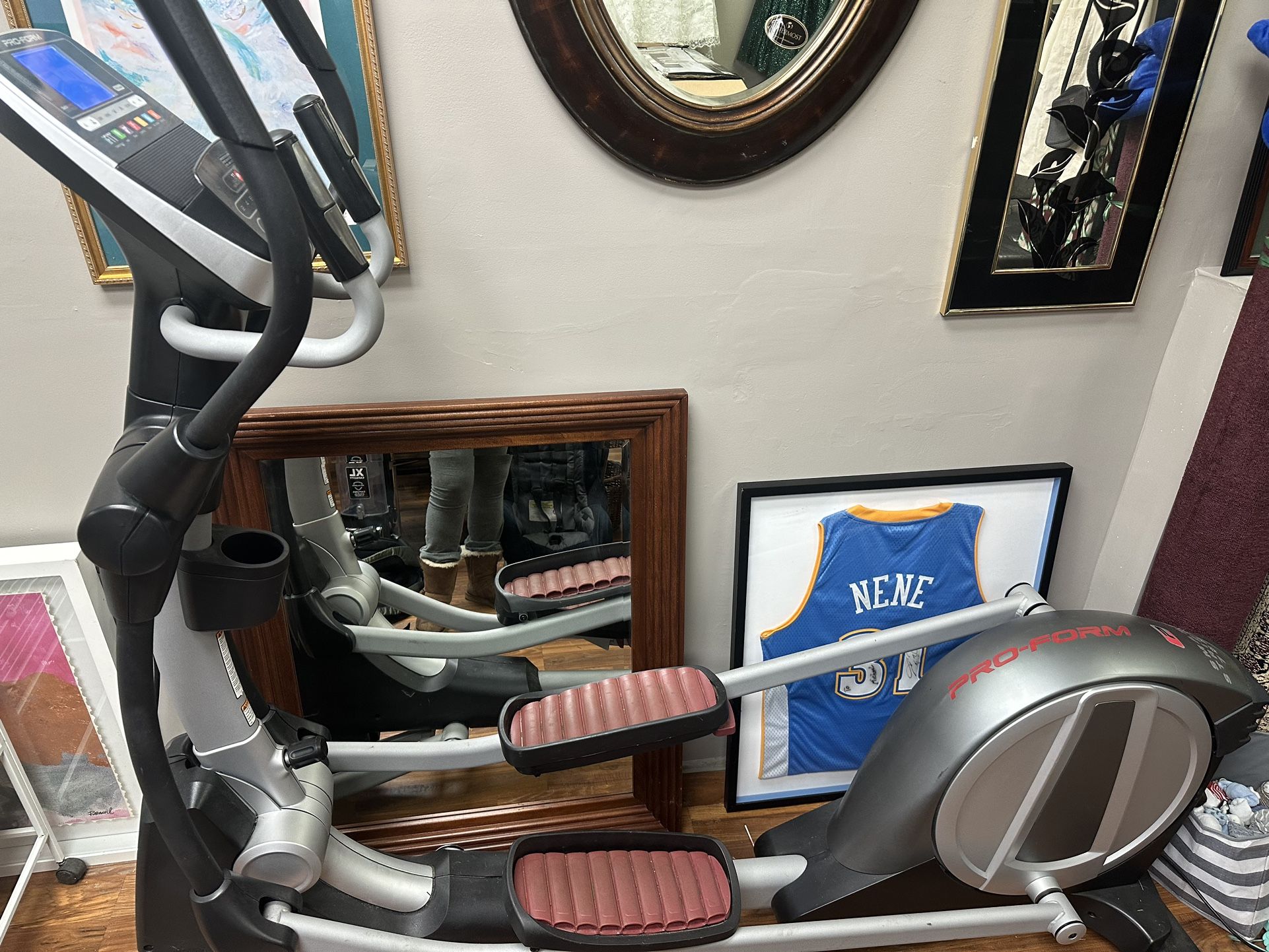 ProForm 735 E Elliptical Trainer - Smart Strider