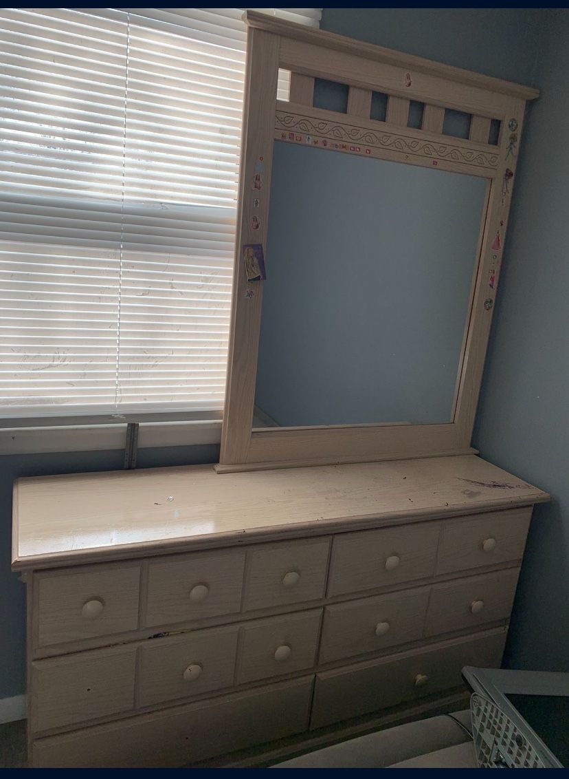 FREE Wooden Dresser And Mirror In Aurora