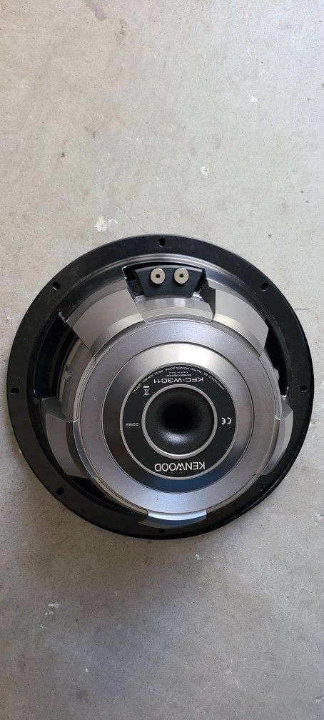 Kenwood KFC W3011 Subwoofer Speaker!. for Sale in Murrieta, CA