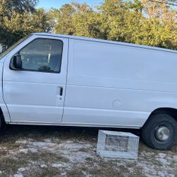 2006 Ford E-350