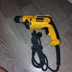 DeWalt Electric Drill 