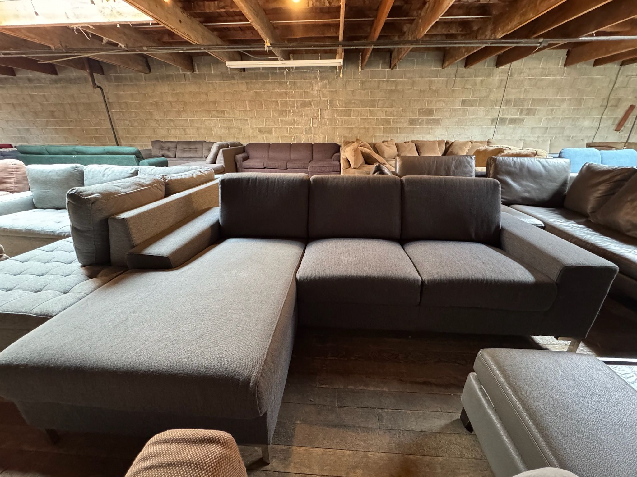 Sectional Couch (WE DELIVER)