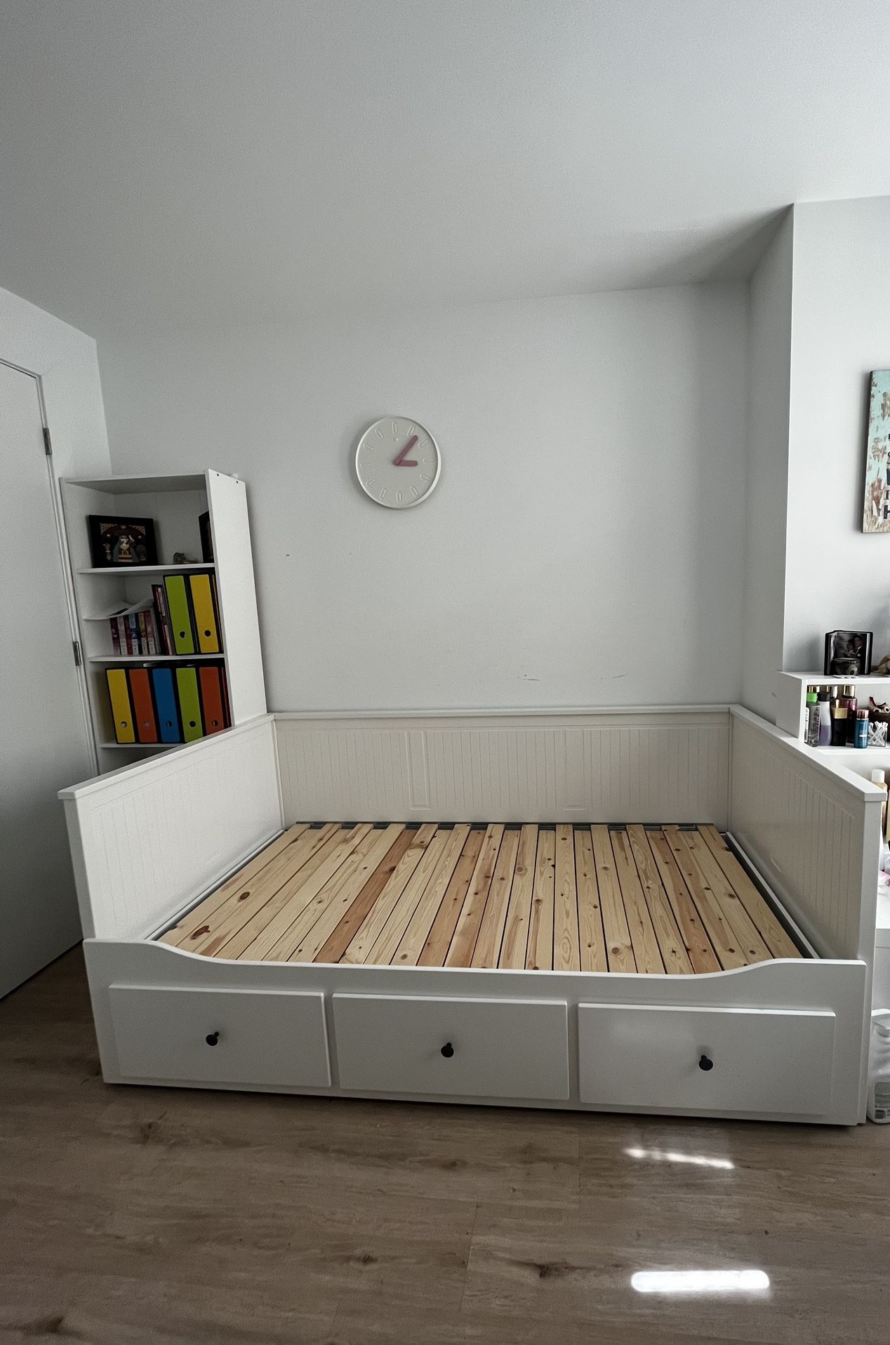 White Wooden Daybed Bed Frame, Ikea