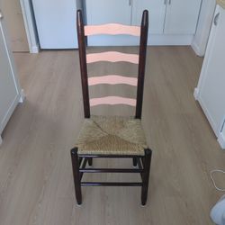 Vintage Ladderback Chair with Rush Seat – Solid Wood
