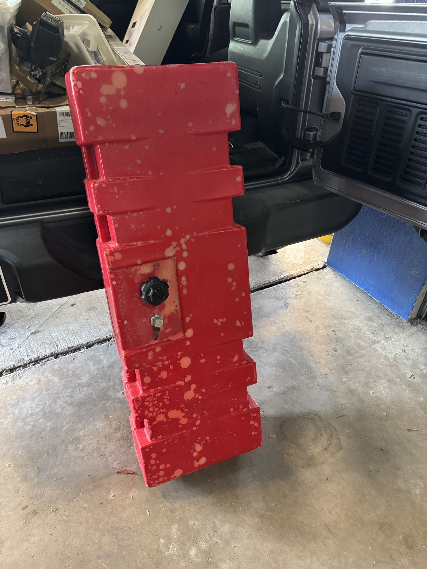 Marine Gas Tank 15 Gallons - Used For Boston whaler Under Seat