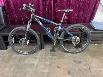 Trek Fuel EX 5 Full Suspension Mountain Bike – Fox Suspension