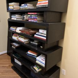 Black wood bookshelf comes in 2 parts 72”x50”x18” p/u in Willow Grove PA 