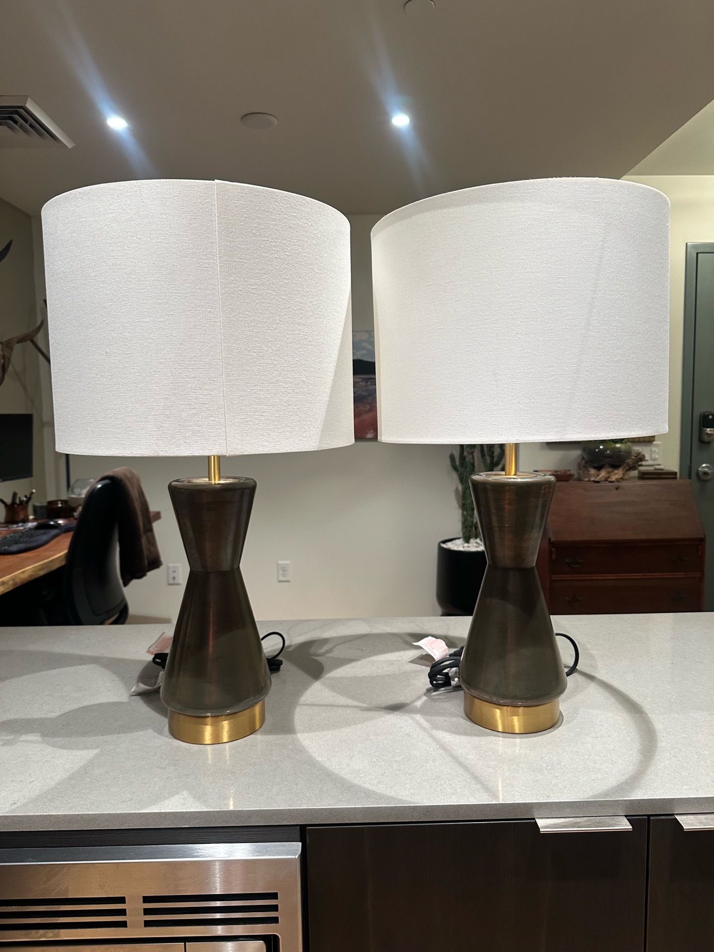 West Elm Table Lamp with USB Charging Port (Size 26.75" h × 15" w)