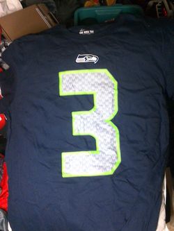 Nike jersey t-shirt large Seattle Seahawks Russell Wilson number three jersey shirts
