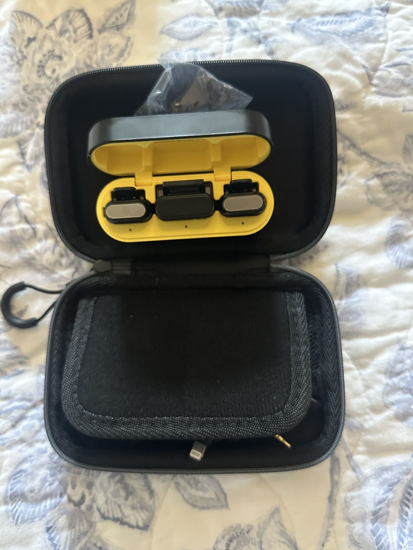 🎤 Lavalier Mic for Camera / Smartphone – Great for Interviews, YouTube & Podcasts